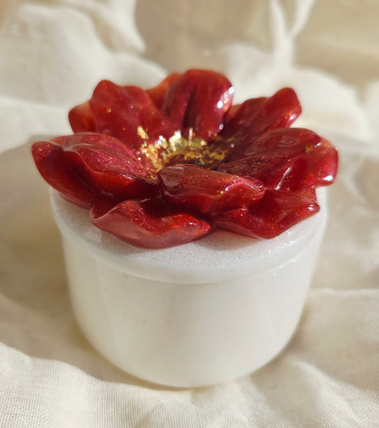 Boite avec couvercle fleur